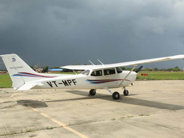 CESSNA 172S