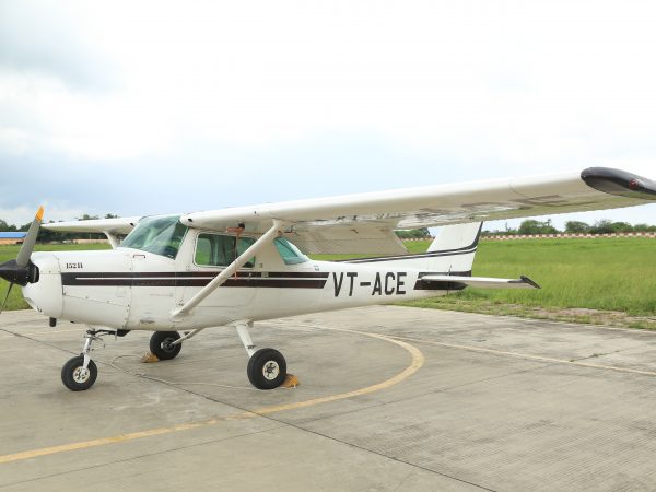 CESSNA 152